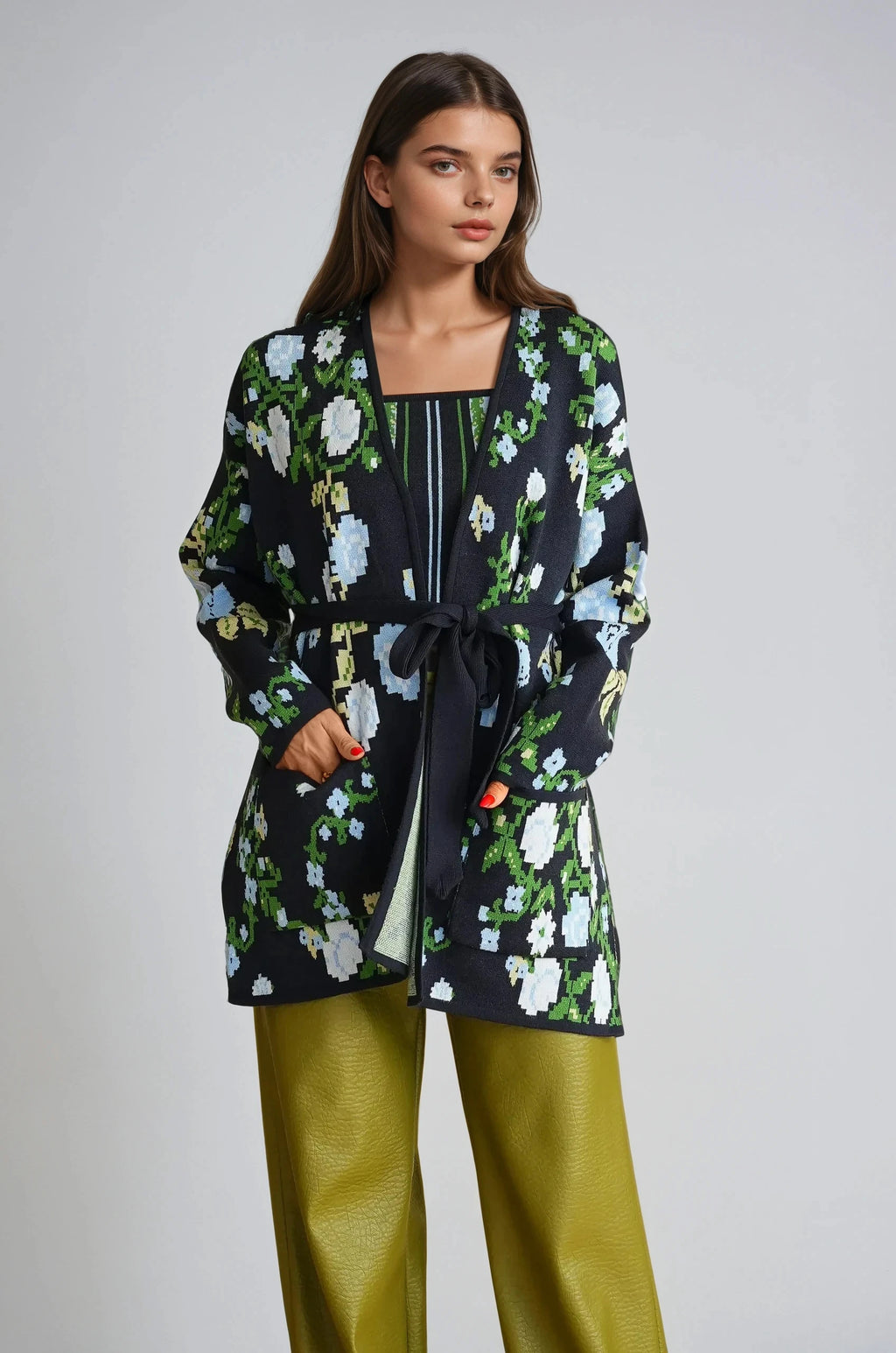 Georgina Trikogia | Pixel Rose Cardigan