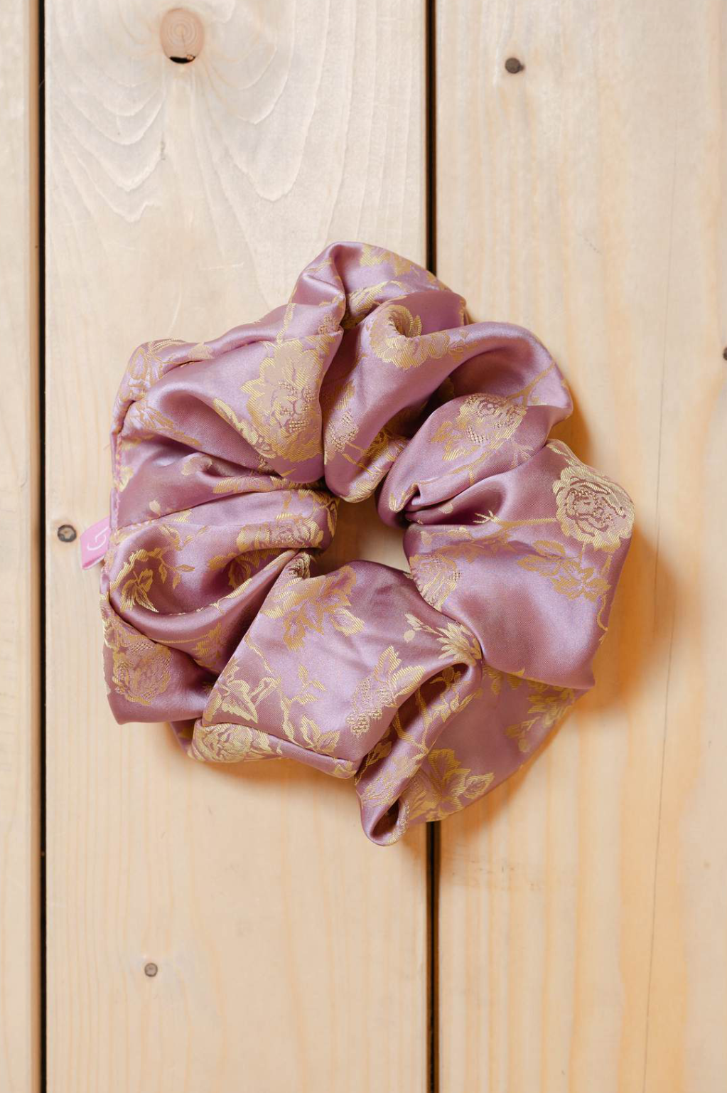 Georgina Trikogia | Melissa Jacquard Scrunchie