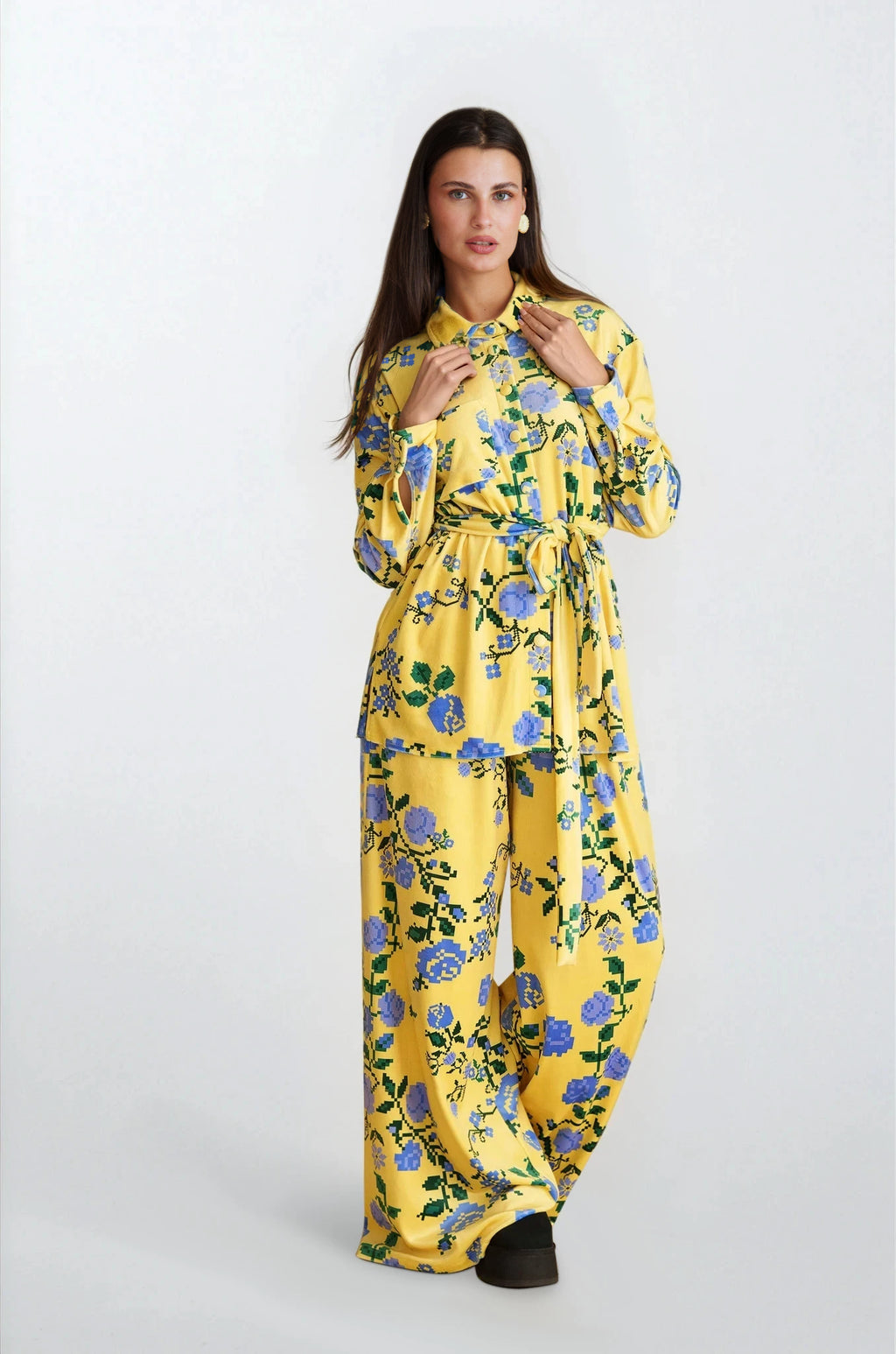 Georgina Trikogia | Pixel Rose Yellow Velvet Set