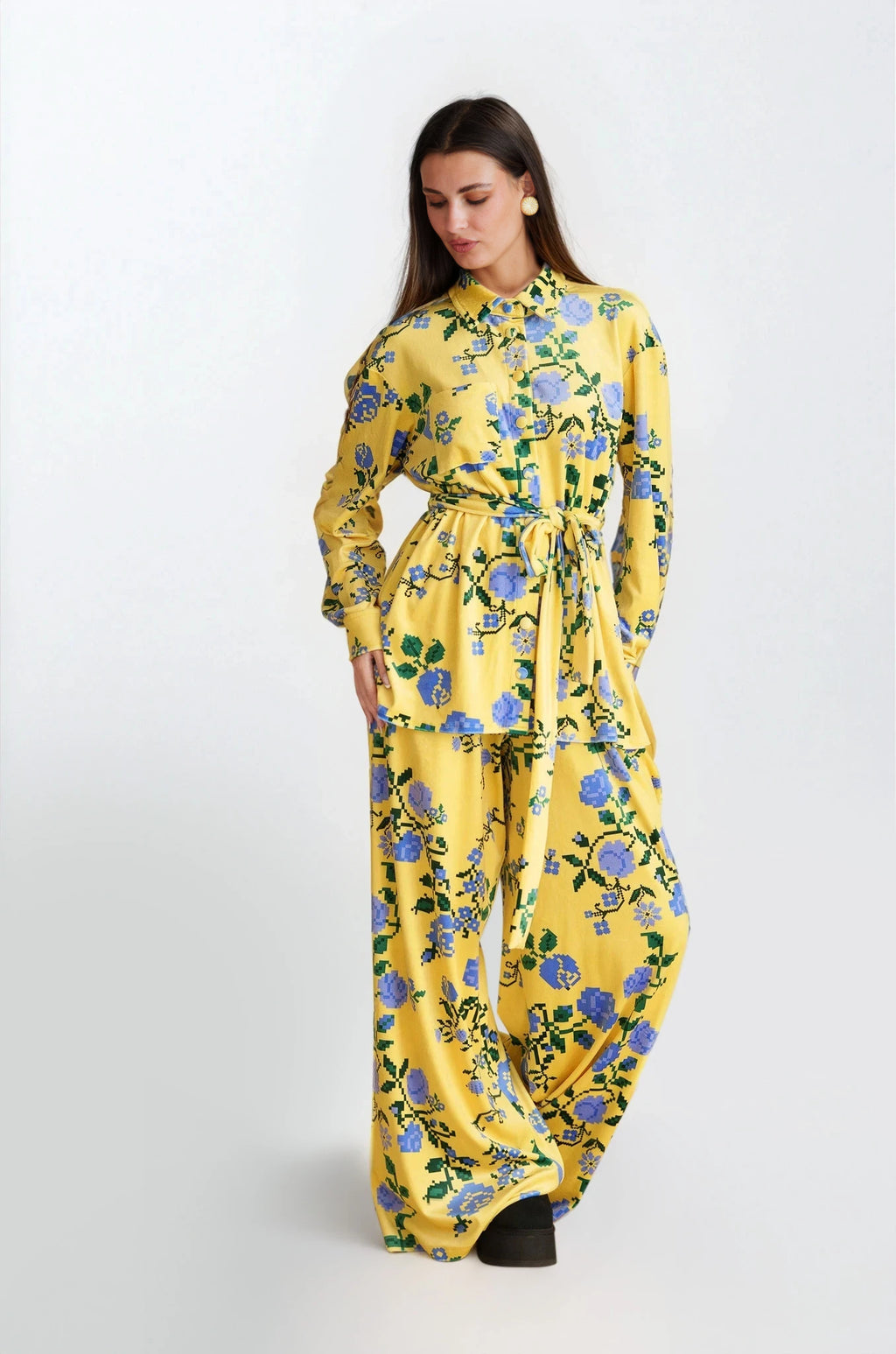 Georgina Trikogia | Pixel Rose Yellow Velvet Set