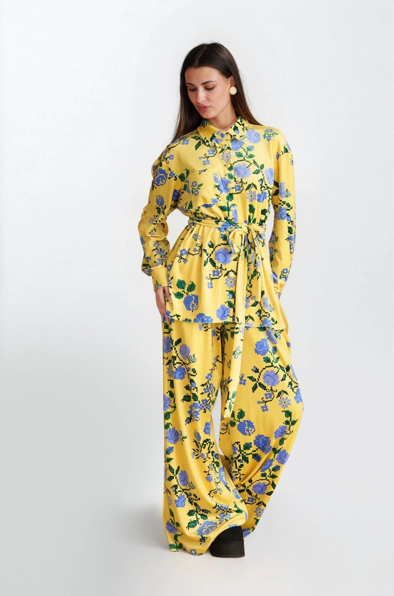 Georgina Trikogia | Pixel Rose Yellow Velvet Set